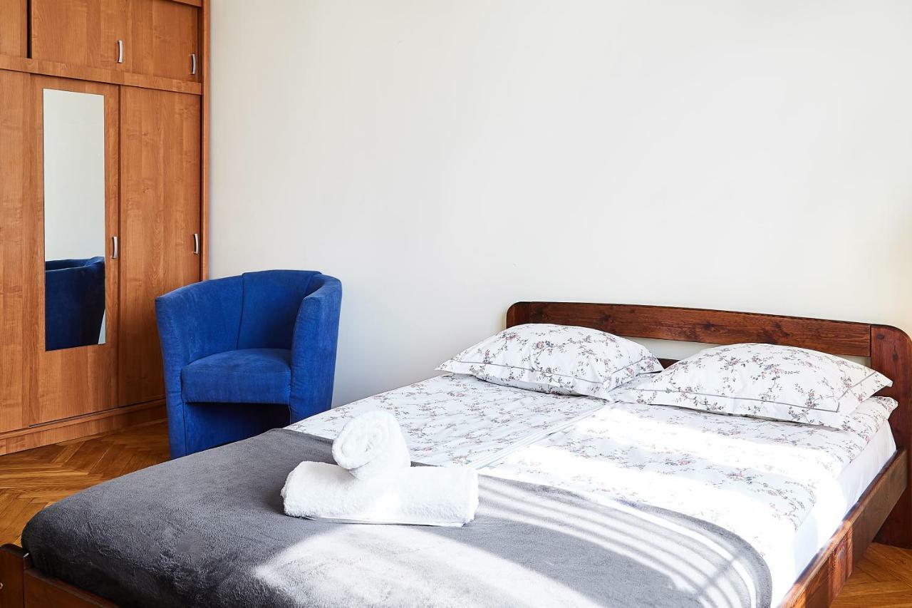 Green Yard Apartment Krowoderska Street Krasków Εξωτερικό φωτογραφία